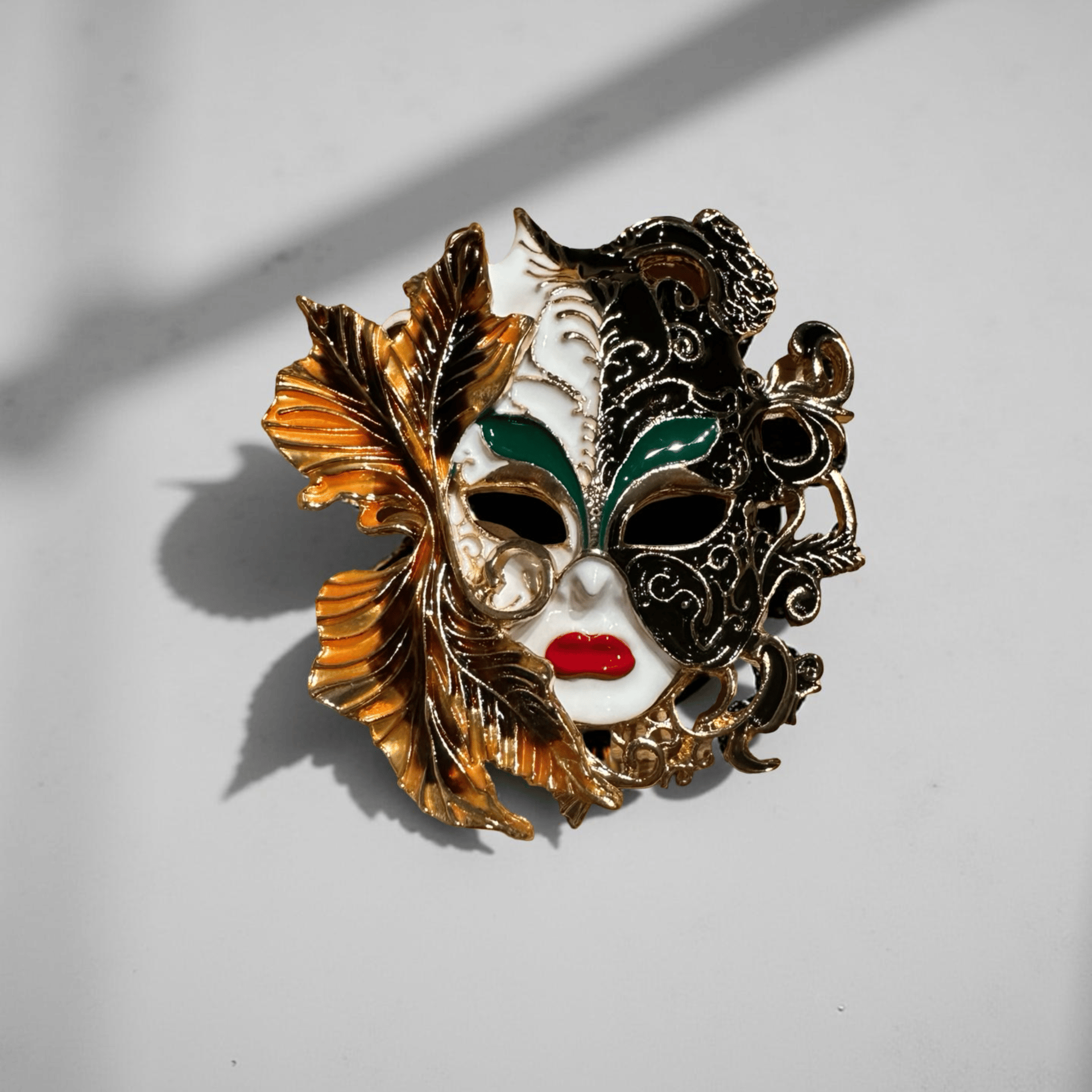 Venedik Esintili Dramatik Maske Broş