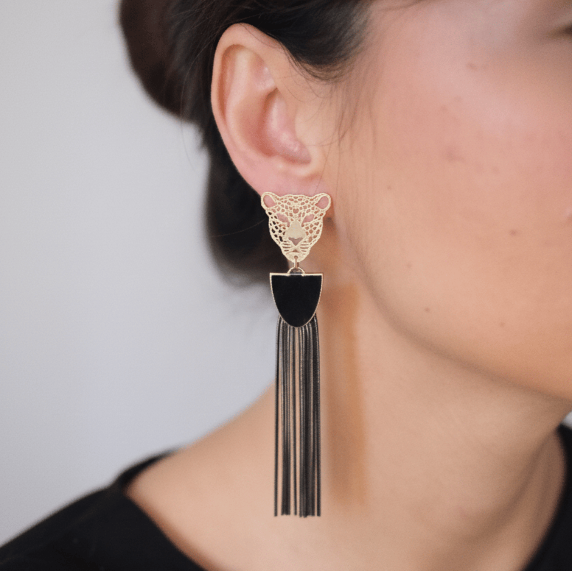 Leopard Icon Drop | Leopar Figürlü Zincir Küpe - 3. görsel