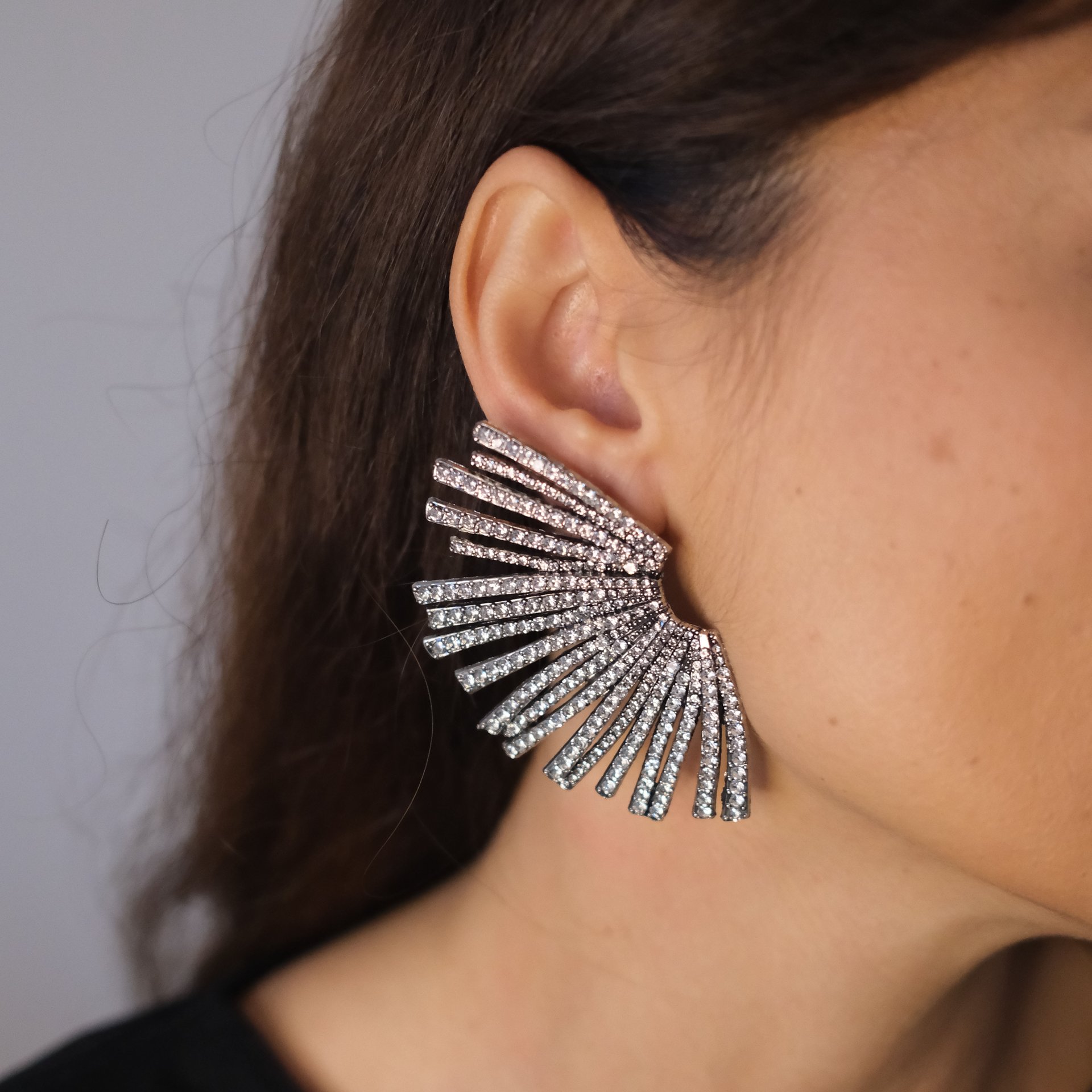 Taş Detaylı Earcuff Küpe | Minimal Luxury - 3. görsel
