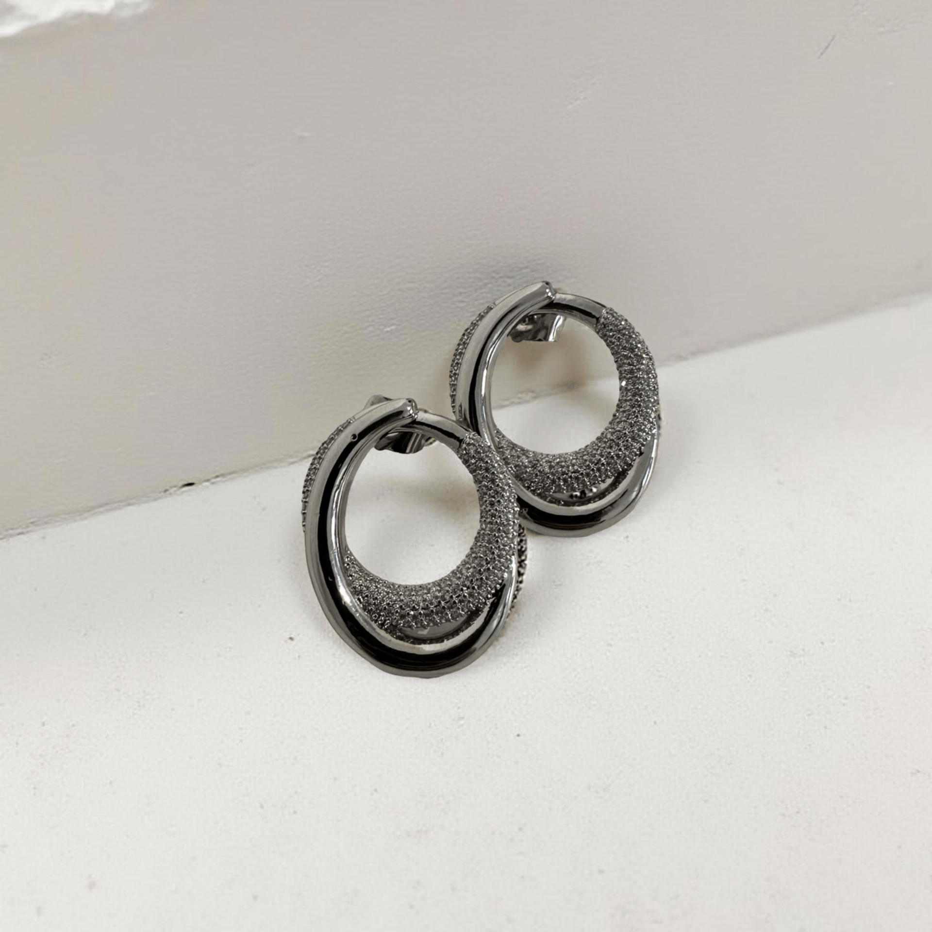 Merry Silver Taşlı Çift Oval Küpe